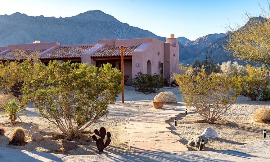 Borrego Valley Inn: Quaint Hotel In Borrego Desert | Groupon Getaways