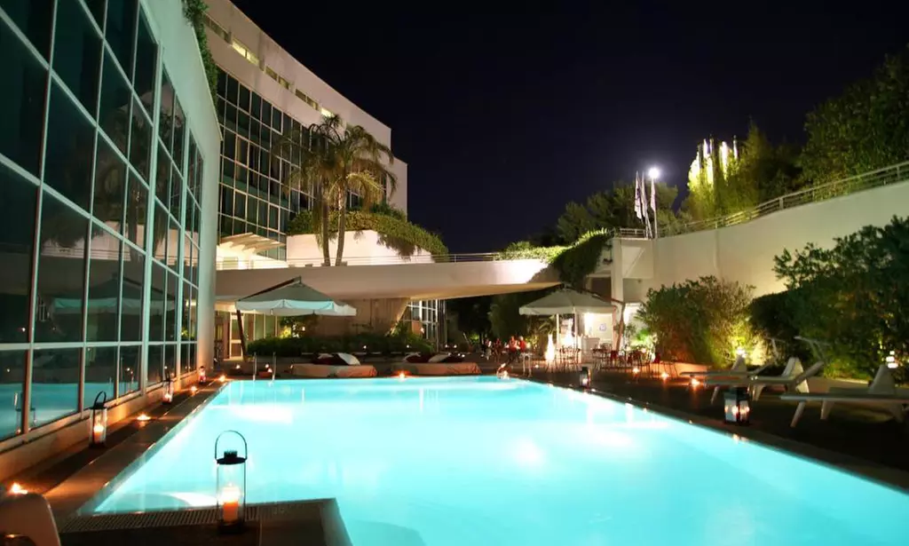 Puglia 4*: camera matrimoniale con colazione, mezza pensione e Spa