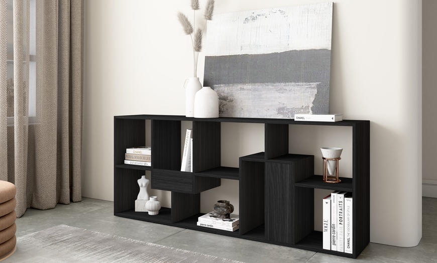 Image 18: Bibliothèque au design ludique