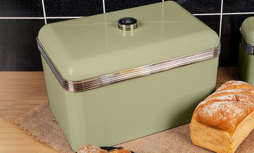 Image 4: Swan Retro Bread Bin