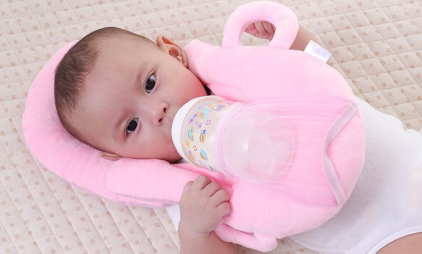 Image 5: Self-Feeding and Nursing Pillow