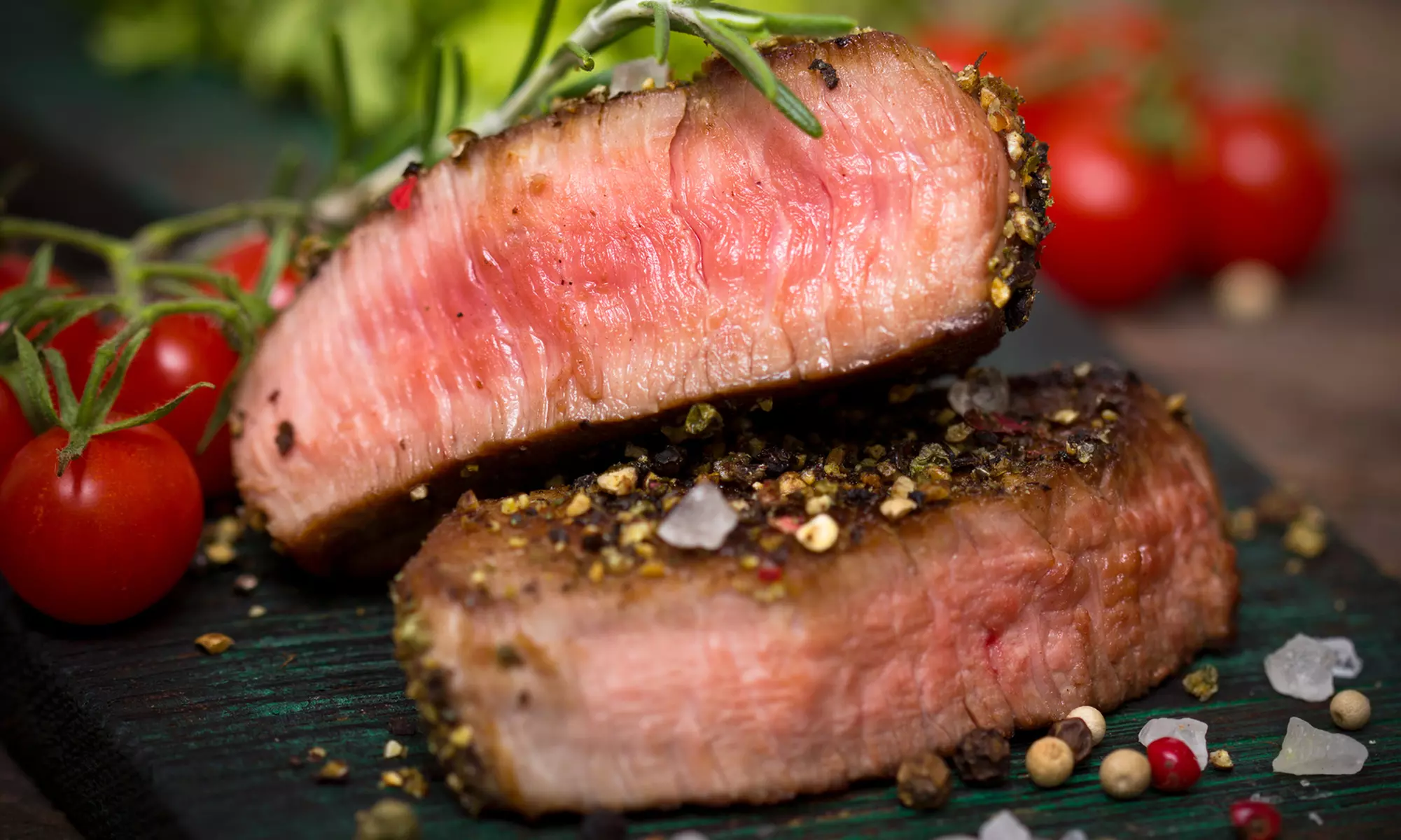 Menu con 900 g di tagliata e vino per 2 o 4 persone al ristorante I 5 Sensi (sconto fino a 53%) - Primary Image