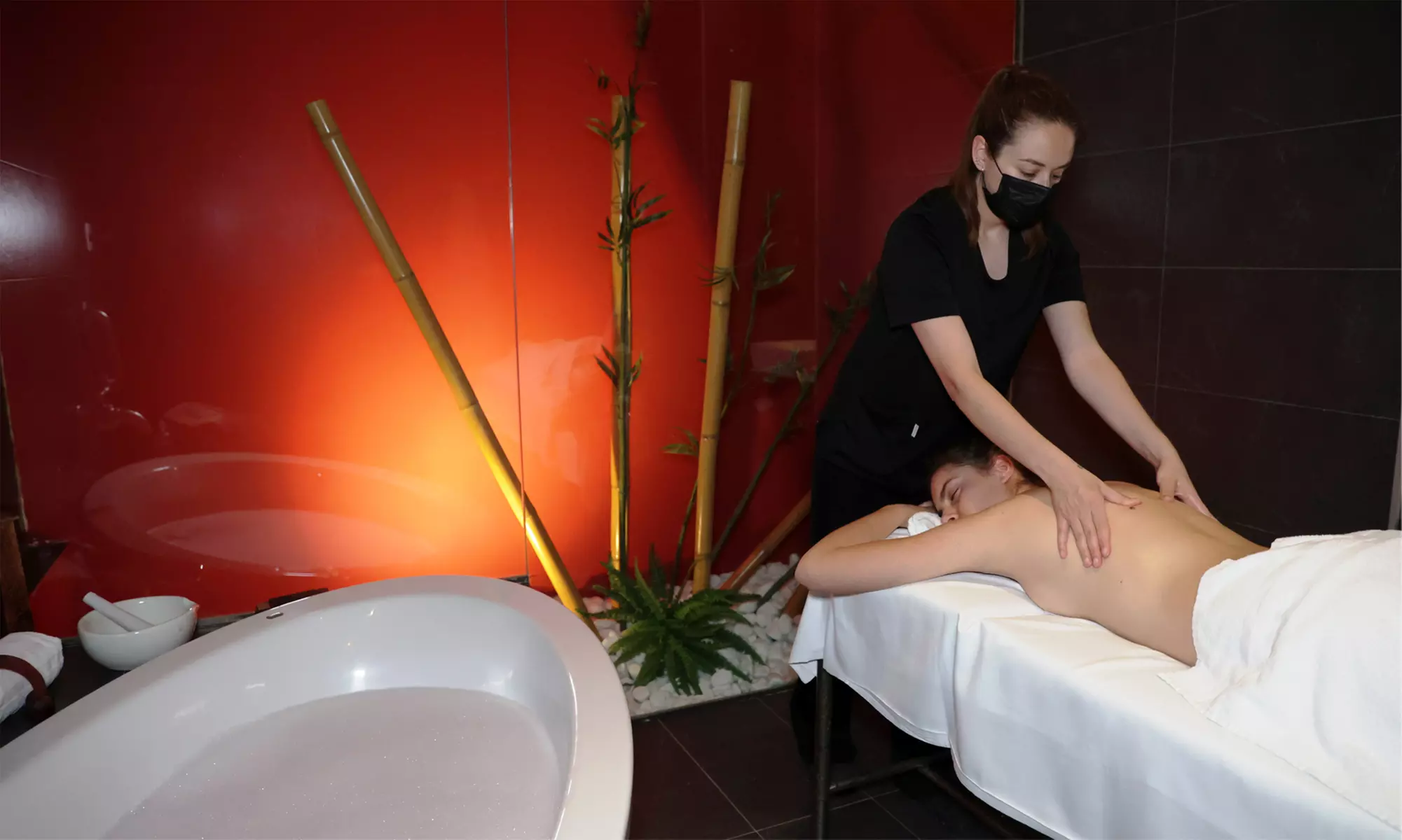 Baño del Moro y la Mora para 2 en Balneario Alhama de Aragón