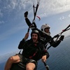 Image 6: Roza las nubes: vuelo de iniciación al parapente con foto incluida