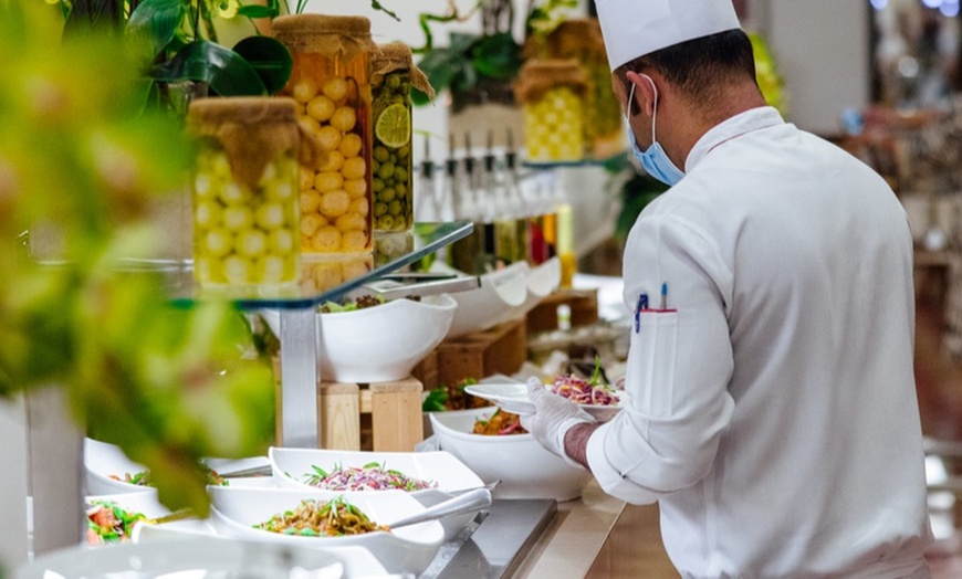 Image 7: 5* Iftar Buffet with Drinks: Child (AED 75), Adult (AED 119)