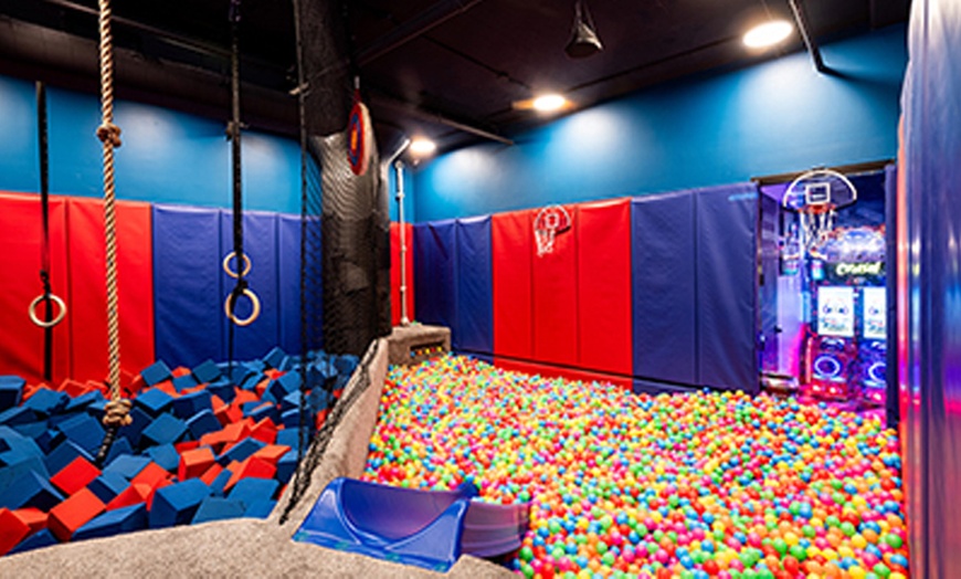 Image 5: Indoor Play & 7D Virtual Adventure at Hoopla