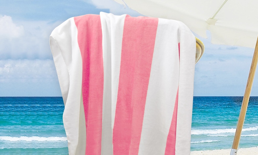 Image 8: 100% Egyptian Cotton Beach Towel