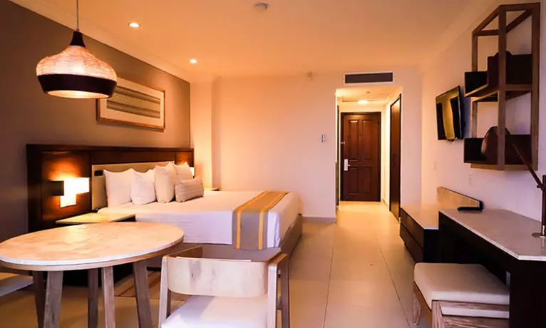 All-Inclusive Family-friendly Resort near San Jose del Cabo downtown