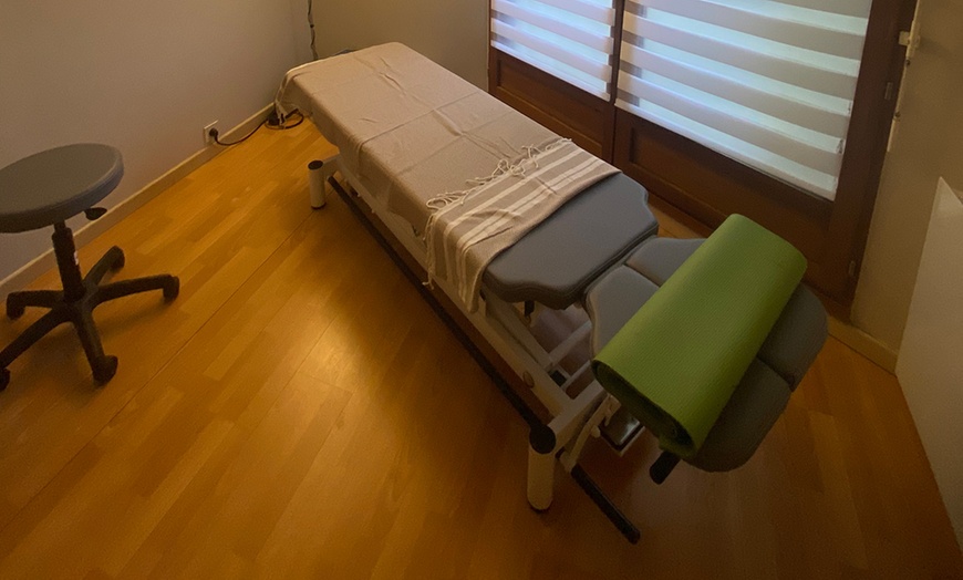 Image 3: Massage relaxant, suédois ou deep tissue avec Maxime Courjol