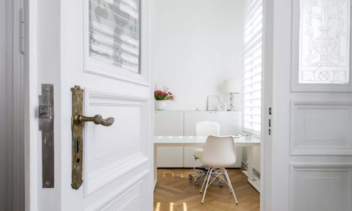 Injektionslipolyse an bis zu 3 Zonen: Reduziere Fettpolster effektiv