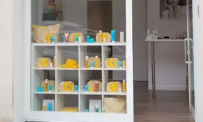 Masaje relajante, peeling corporal, masaje craneofacial y limpieza