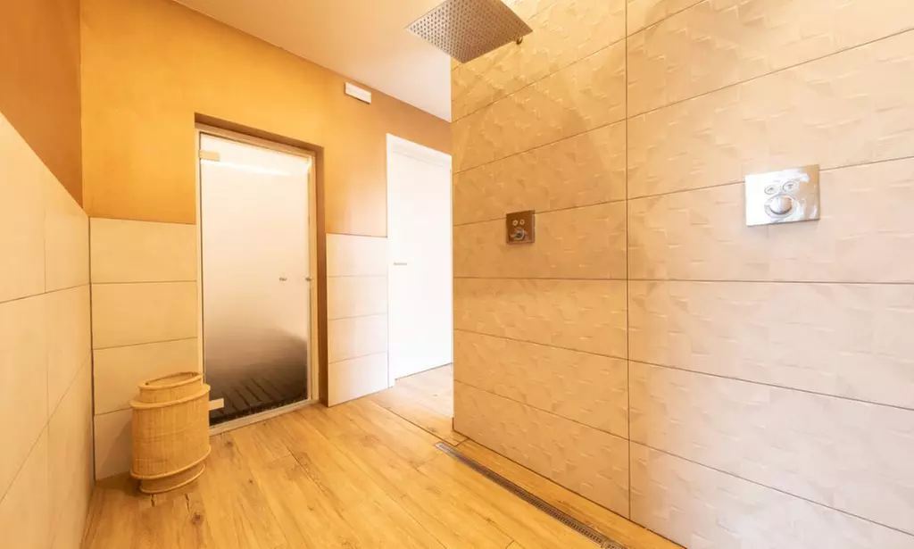 Détente au spa avec La Grenouille Suite de Luxe and Welness Privatif