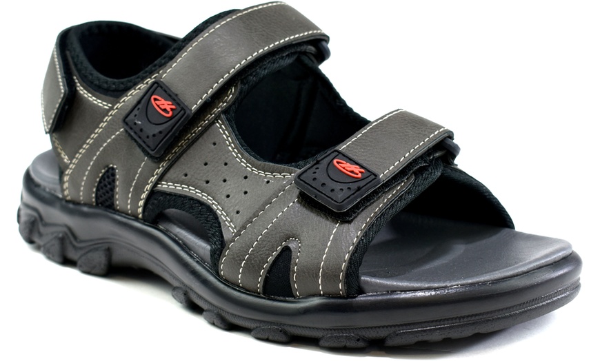 Image 14: Men's Lightweight Sandals