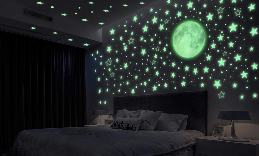 Image 3: One or Two 435-Piece Glow in the Dark Moon and Stars Sticker Sets