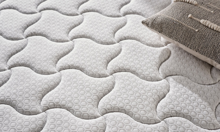 Image 4: Paradise Pocket Spring 27cm Mattress 