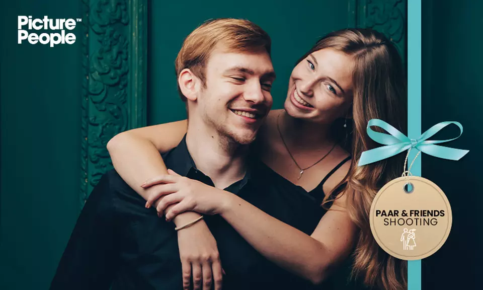 60 Min. Paar- / Friends-Fotoshooting inkl. 2-4 Bildern als Datei & Ausdruck bei PicturePeople (bis 79% sparen) - Primary Image