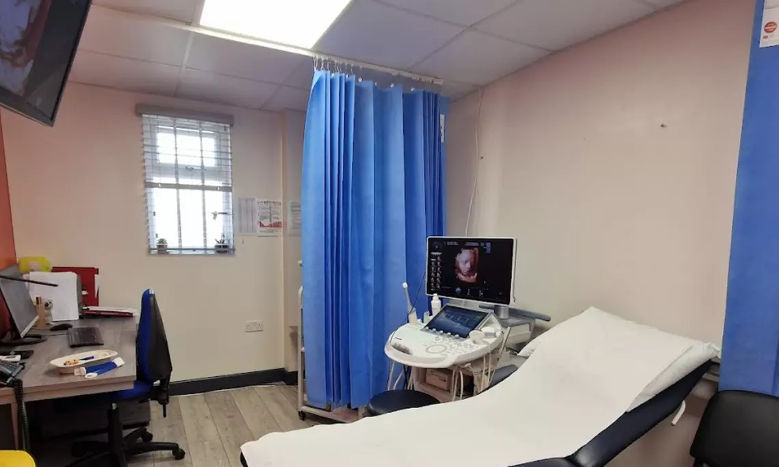 Early Pregnancy Scan 6 to 12 Weeks with 2 Prints Available