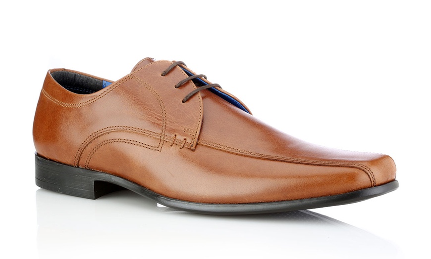 Image 20: Red Tape Men's Leather Shoes