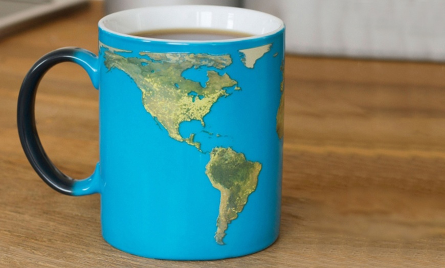 Image 4: Day and Night Mug