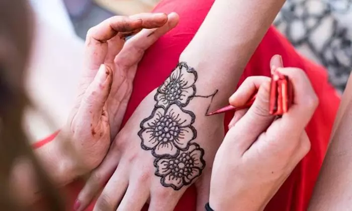 In-Studio or On-Location Henna or Jagua Tattoos at Happy Henna (Up to 50% Off). Four Options Available. - Primary Image