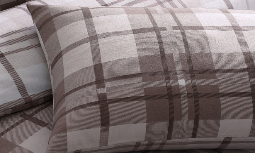 Image 18: Brushed Cotton Duvet Set