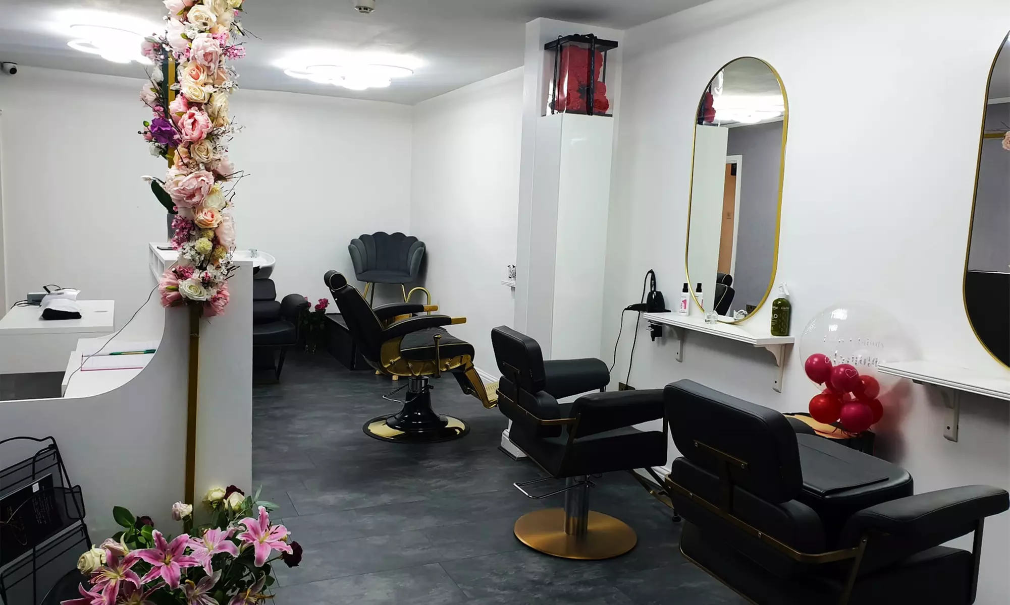 Hollywood Wax with Optional Underarm Wax at Anna hair and beauty