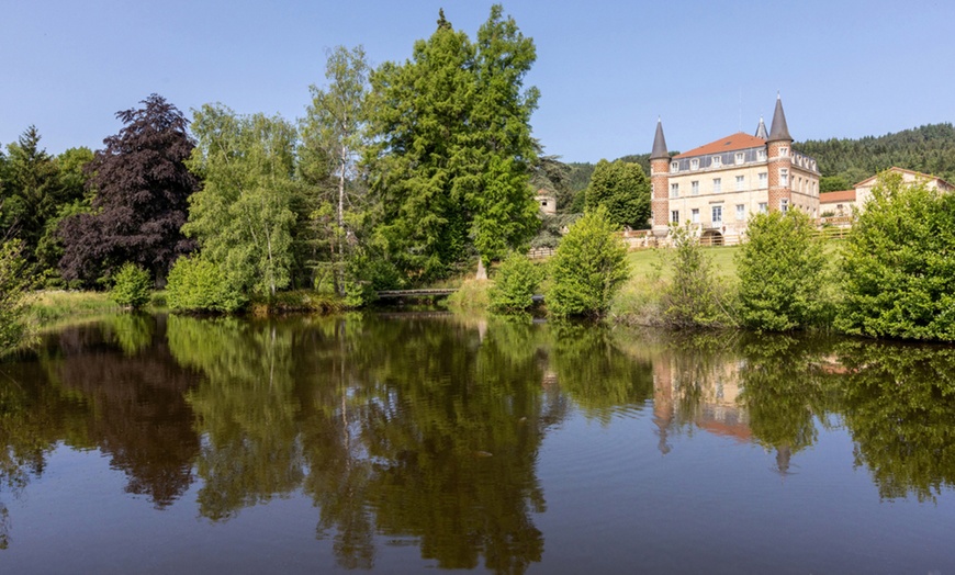 Image 3: LOIRE | Marols - Chateau De Valinches 