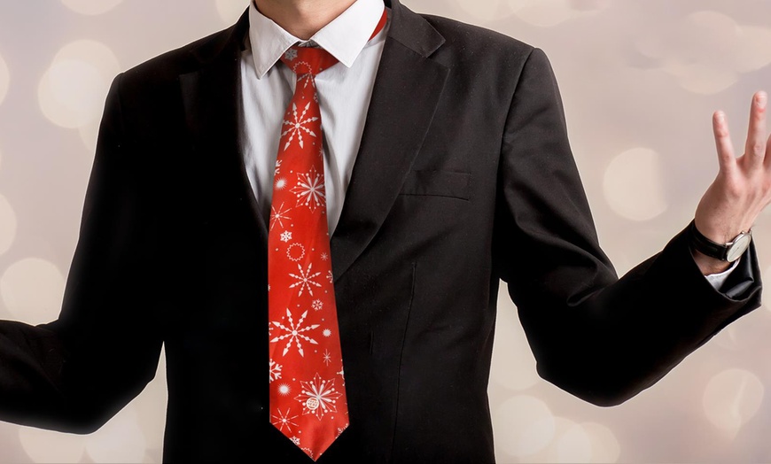 Image 3: Christmas Musical Tie