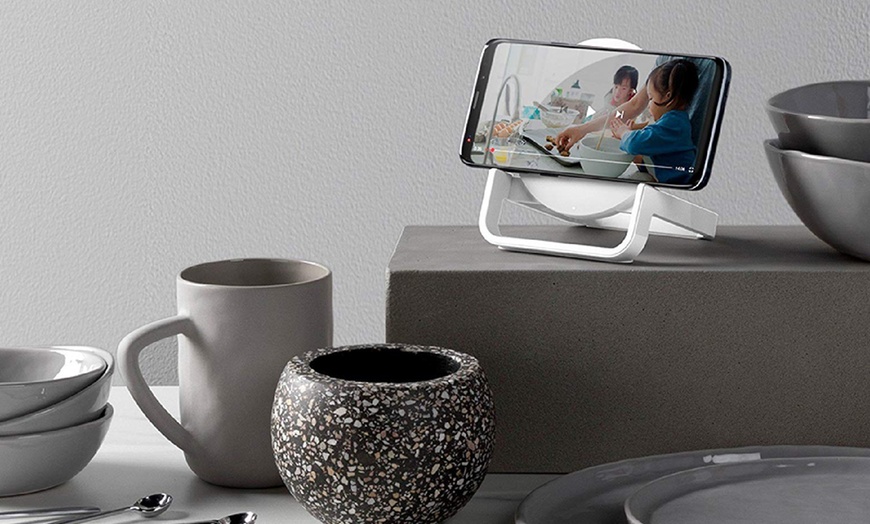 Image 5: BELKIN Wireless Charging Stand 