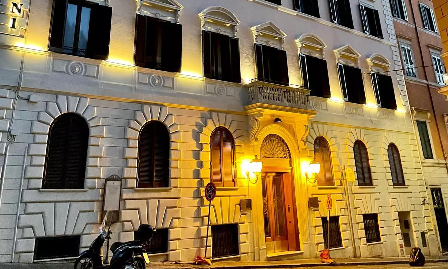 Ingresso SPA di coppia con aperitivo al Rooftop all'Hotel Barberini