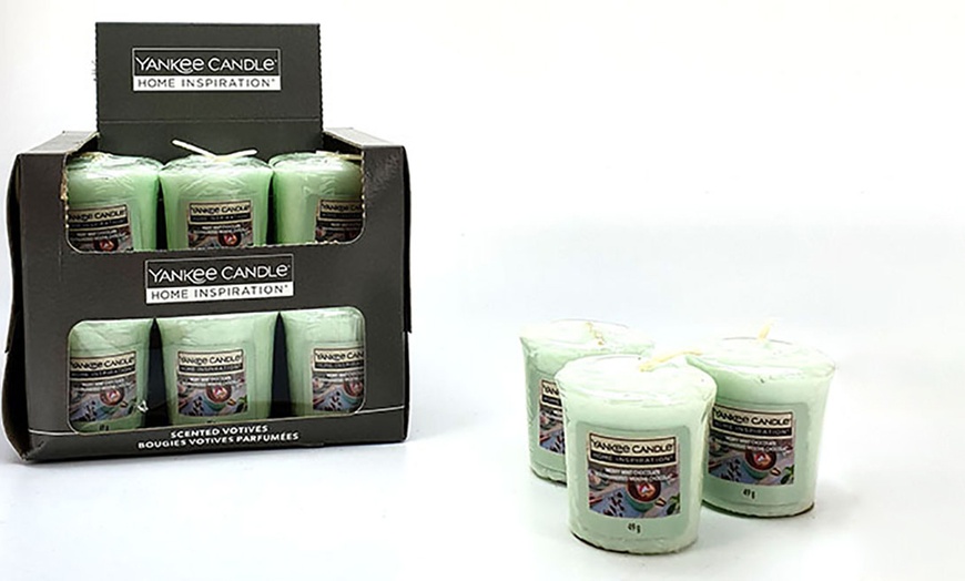 Image 15: Yankee Candle Votive Candle Set