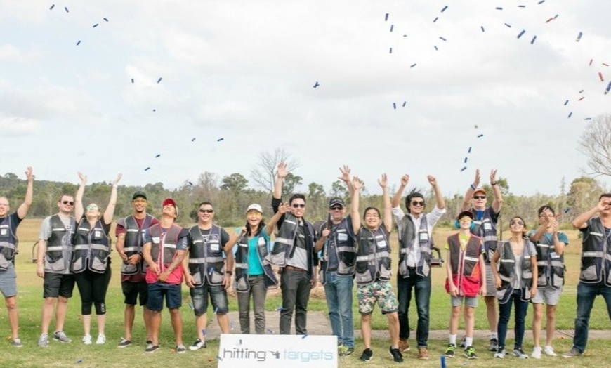 Image 3: 90-Min Group Clay Target Shooting