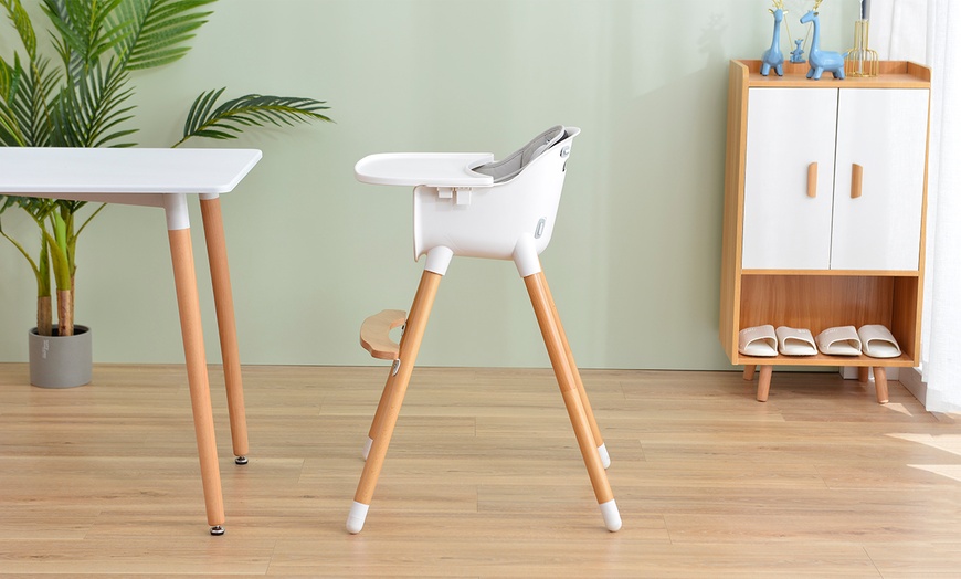 Image 2: Two-in-One Baby High Chair