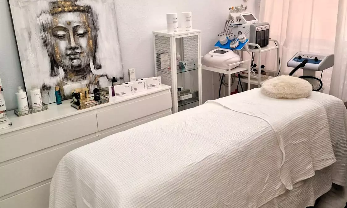 Hasta 9 sesiones de tratamiento reductor con aparatología y masaje