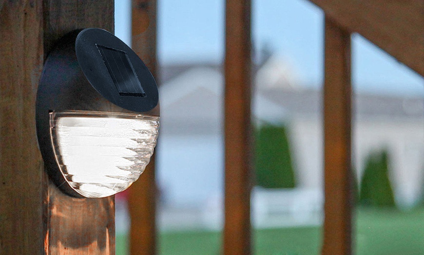 Image 2: Solar-Powered LED Fence Light