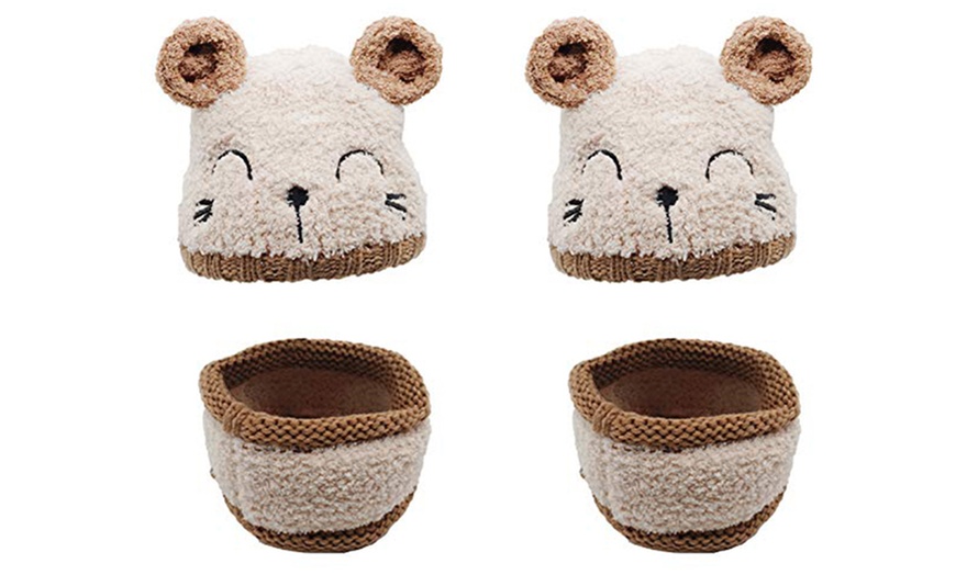 Image 5: Baby Bear Beanie and Scarf Set