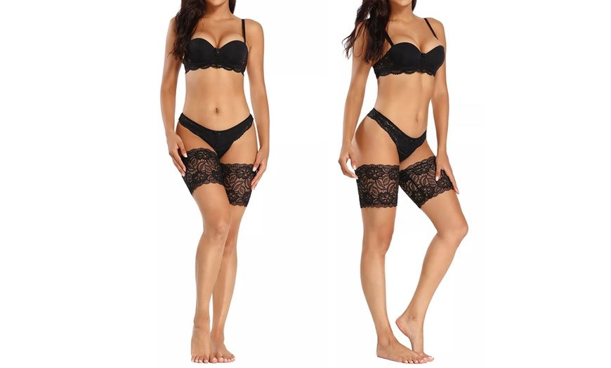 Image 2: One or Two Pairs of Elasticated Lace Anti-Chafe Thigh Bands