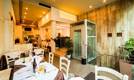 Menu con antipasto, primo, secondo, dolce e vino per 2 persone al ristorante Il Cantiniere (sconto fino a 40%)