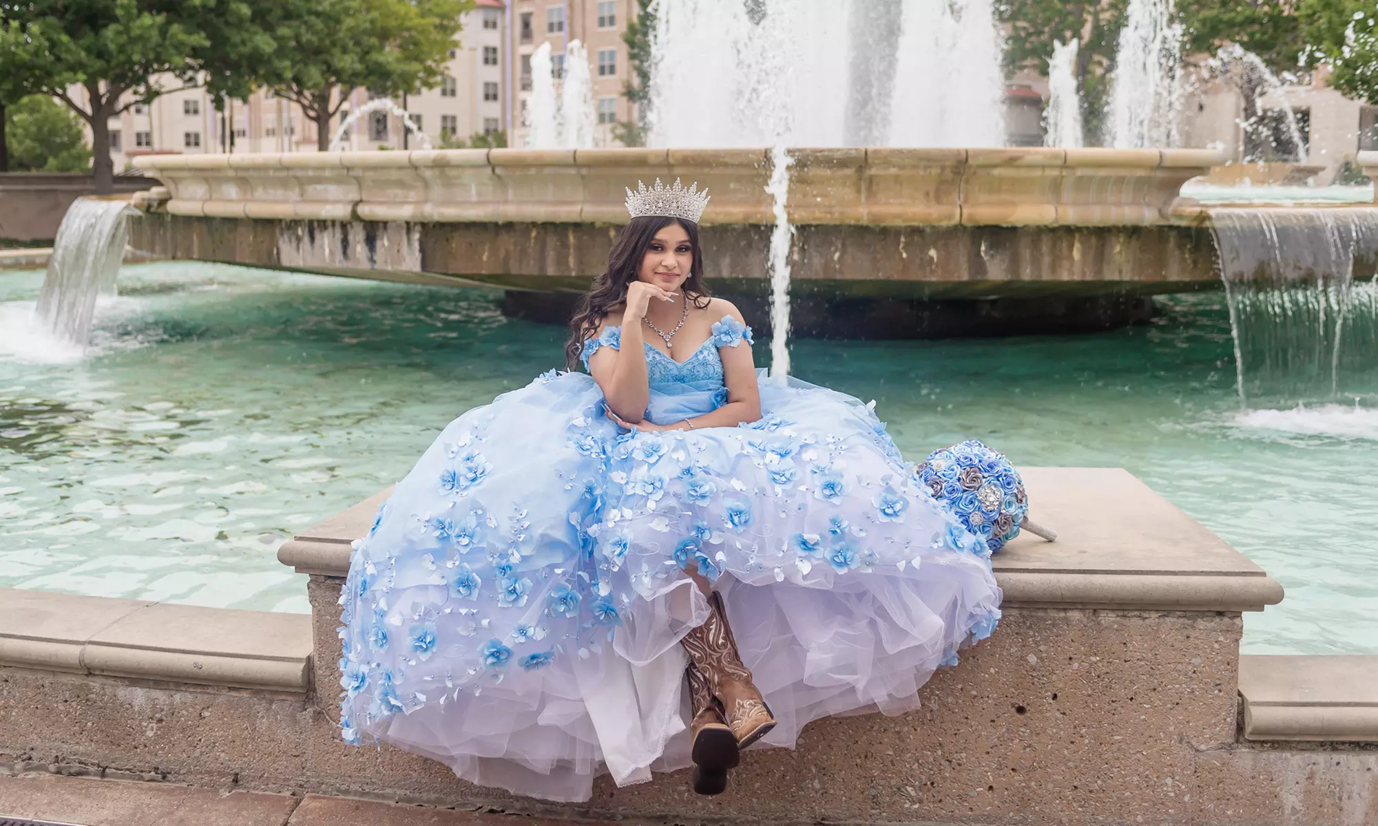 Capture special moments with Dream Photography DFW offers Quinceanera photo shoots from 30-minute session, up to 50% off