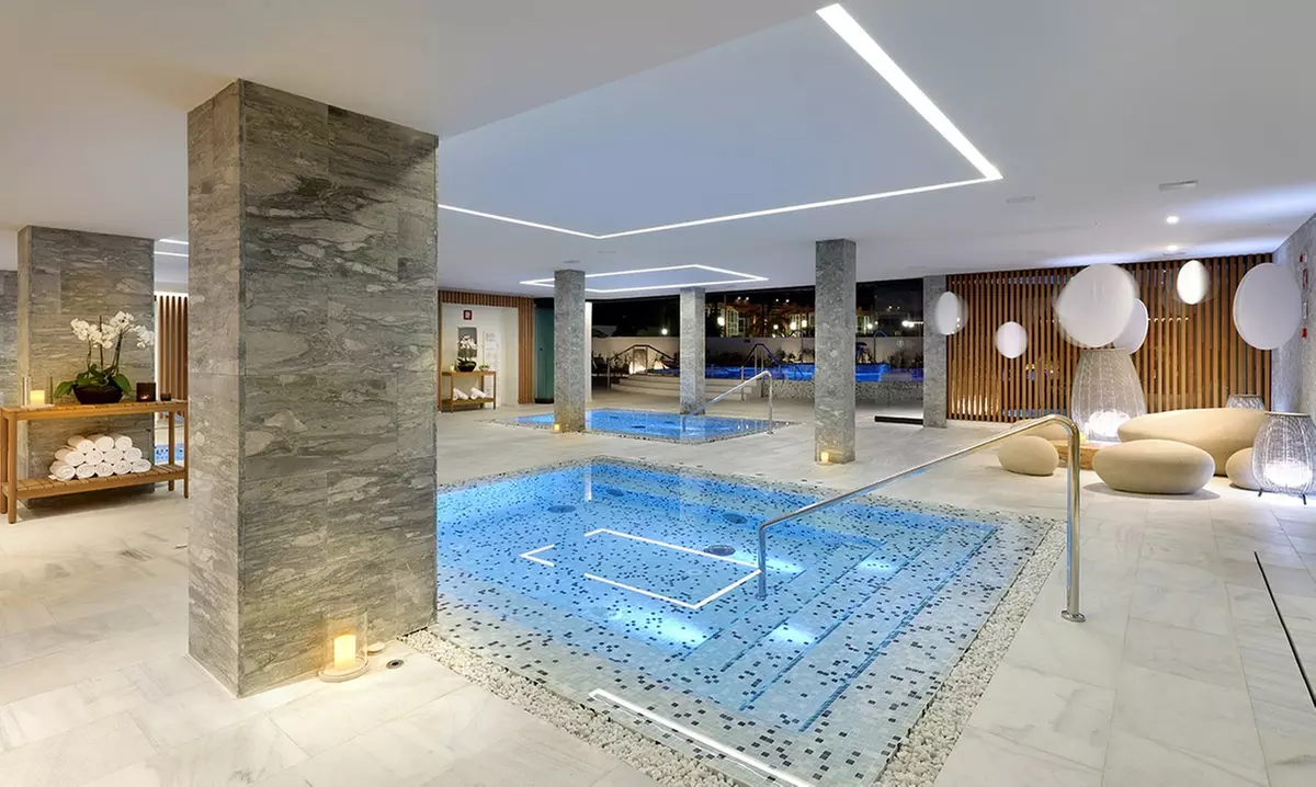 Relajación como nunca antes: circuito de spa o DayPass para 2 personas