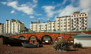 Brighton: 4* Standard or Sea View Room Stay with Breakfast