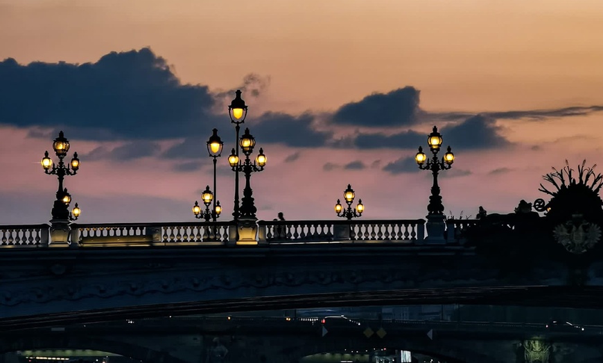 Image 9: La romance prend vie : croisière gourmande au cœur de Paris