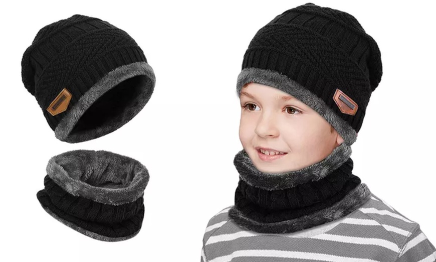 Image 7: Set con cappello e sciarpa per bambini