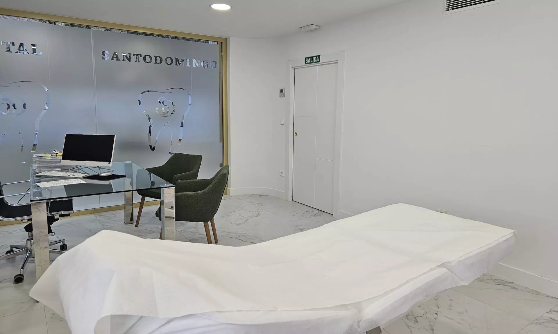 Tratamiento facial - Peeling en Clínica santo domingo by Anna valoy