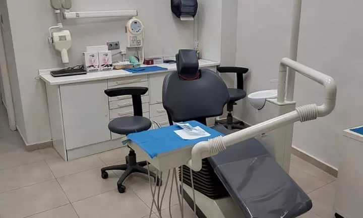 Limpieza dental y opción a limpieza en arcadas en Dra. Piquer Esteban