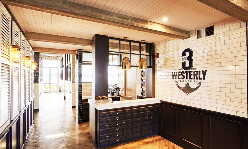 Image 7: 2 Hour Pizza Making Class Upto 4 People with Open Bar