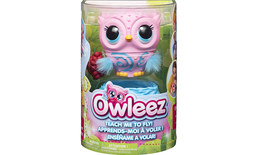 Image 6: Spin Master Owleez Flying Interactive Owl with Lights and Sounds