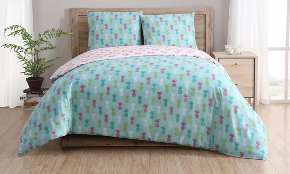 Clairebella Cotton Reversible Duvet Cover Set (2-, or 3-Piece) - Primary Image
