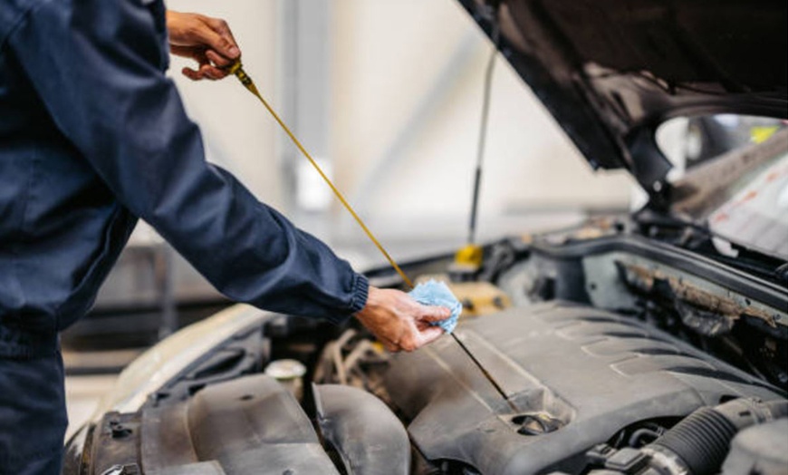 Image 5: Hasta 50% de dto. en Automóviles - Cambio de aceite en Bali Garaje