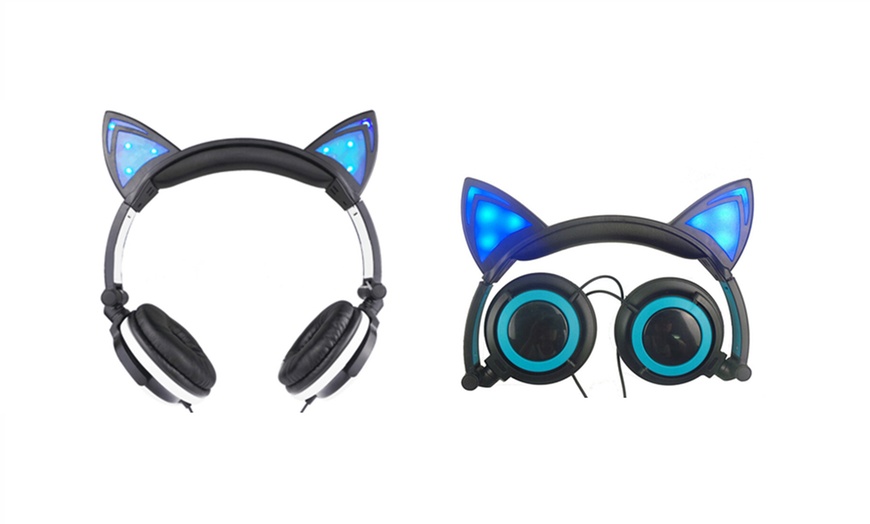 Image 3: Cat Glowing Kids' Headphones